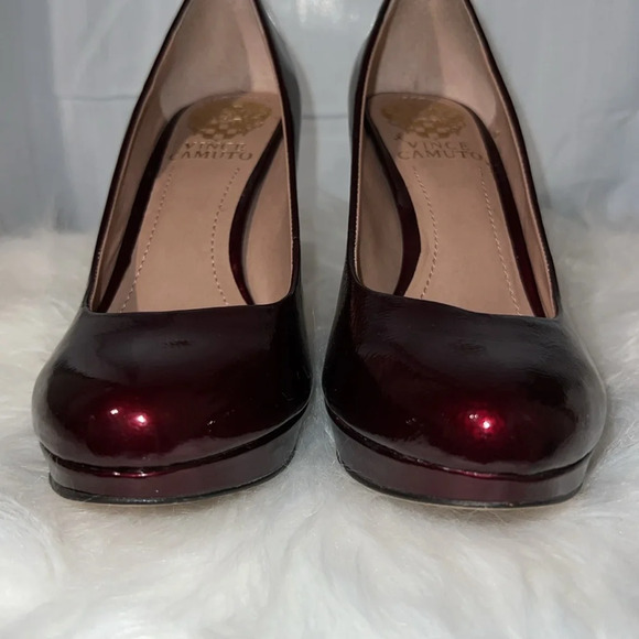 Vince Camuto Pumps - Picture 4 of 7